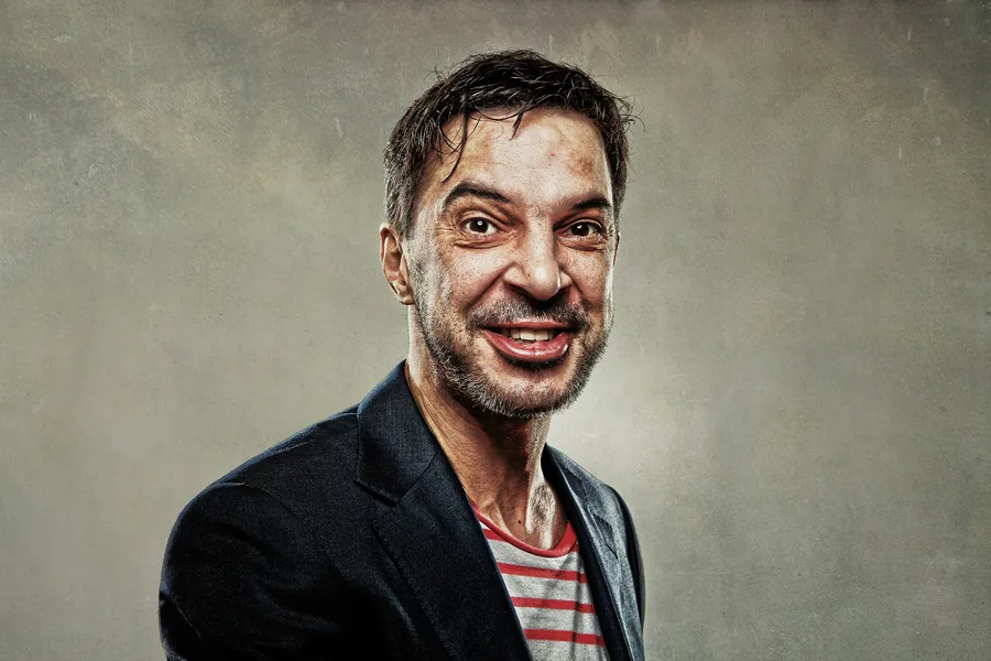 Artistiek portret van mister Caz, DJ en Graffiti artiest